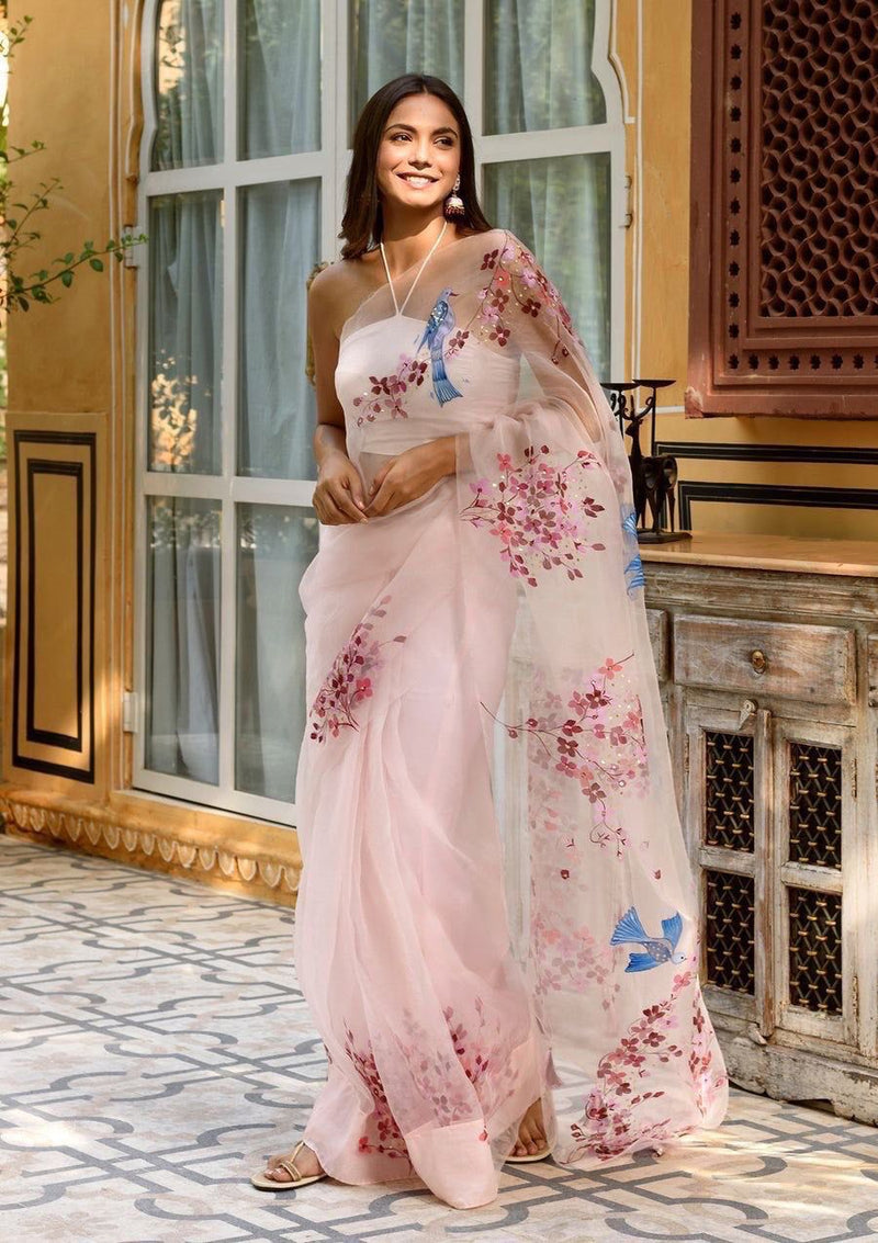 Aarvi